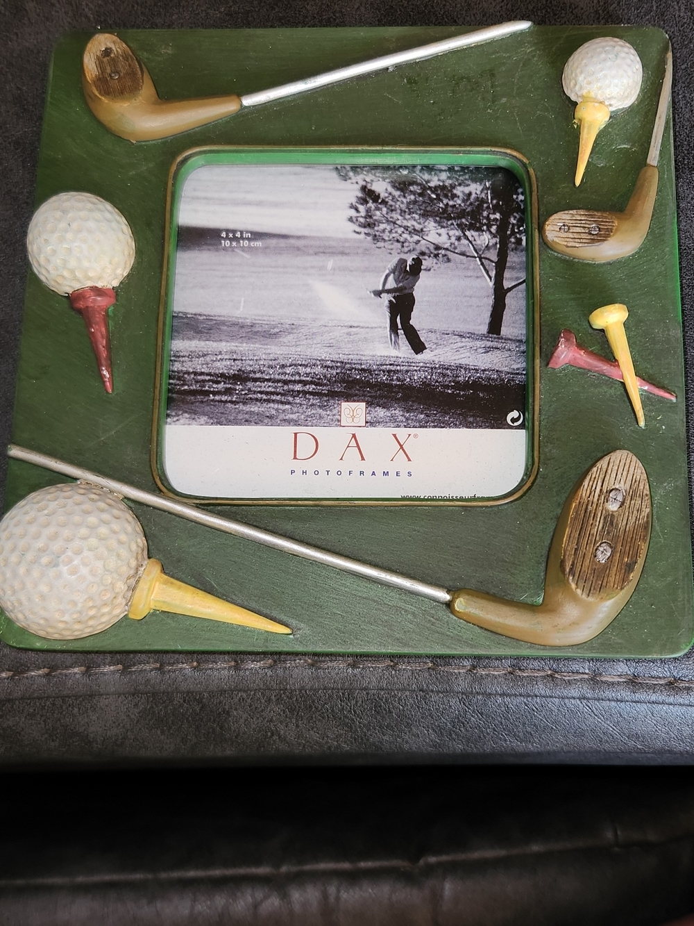 Green Golf-Themed Photo Frame